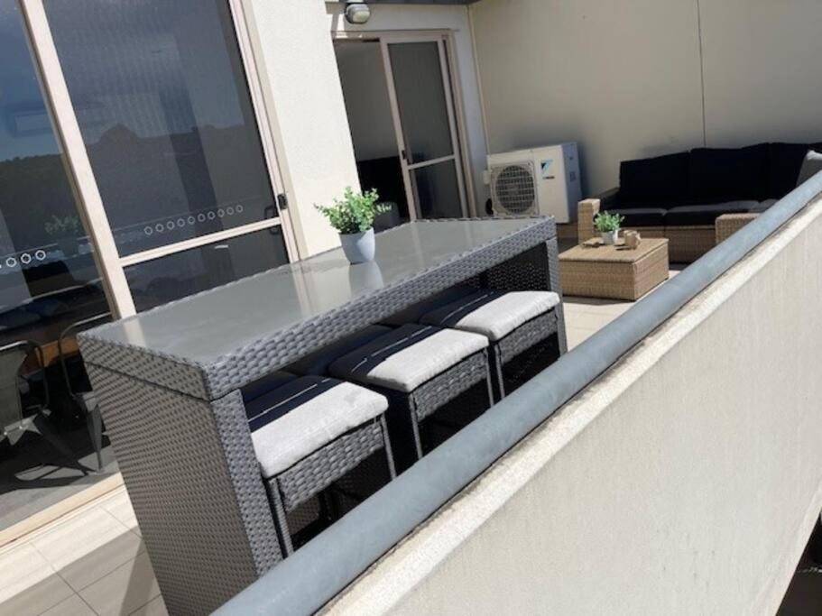 Qbn Cracker: 2Br, 2Ba, 2 Secure B/ Ment Car Parks Apartment Queanbeyan Ngoại thất bức ảnh